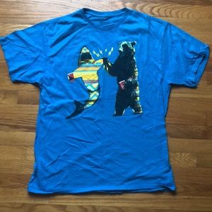 Vintage Bear and Shark T-shirt large